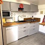 Maison De à 100 M De La - 4 Personnes * Frontignan