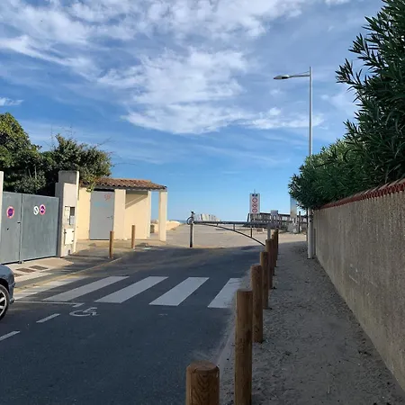 Maison De à 100 M De La - 4 Personnes *
